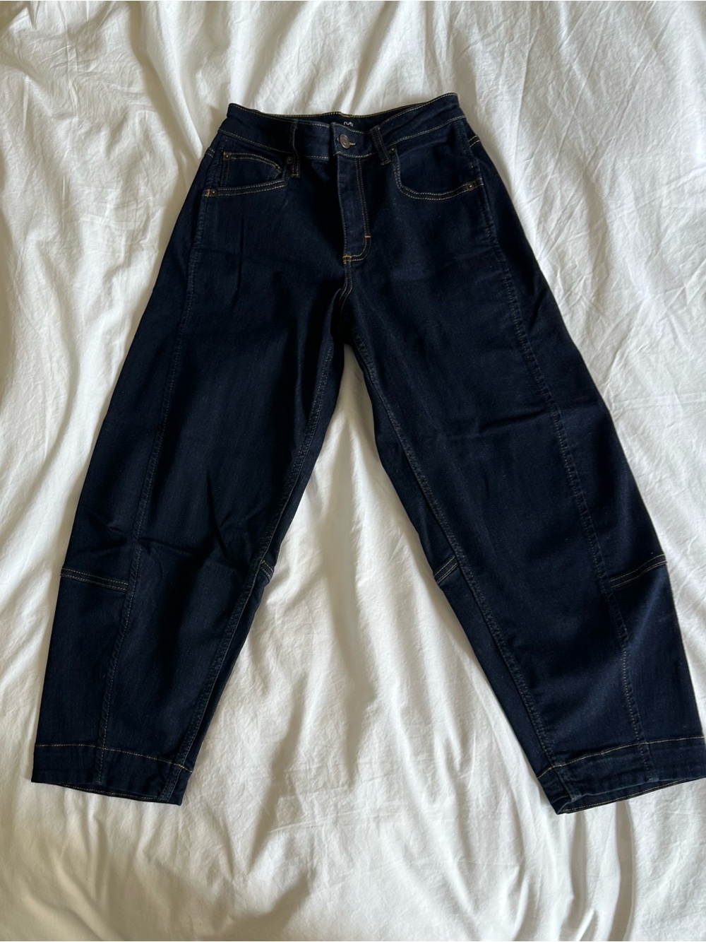 Ruti | The Petite Ultimate Barrel Leg Jeans 2.0